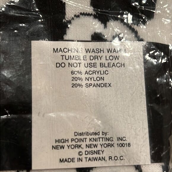 Vintage Mickey&co socks 2 pairs size 9-11 NWT all over print white and red pair - Picture 6 of 6